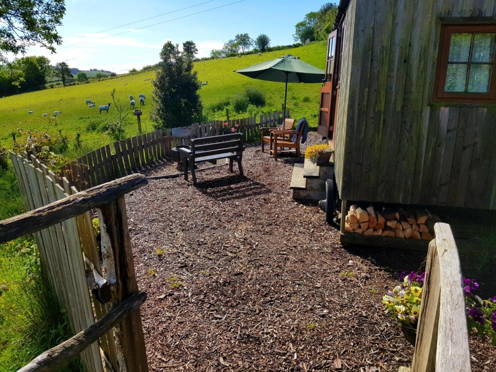 Eco Accommodation Cornflower Craven Arms Bagian luar foto