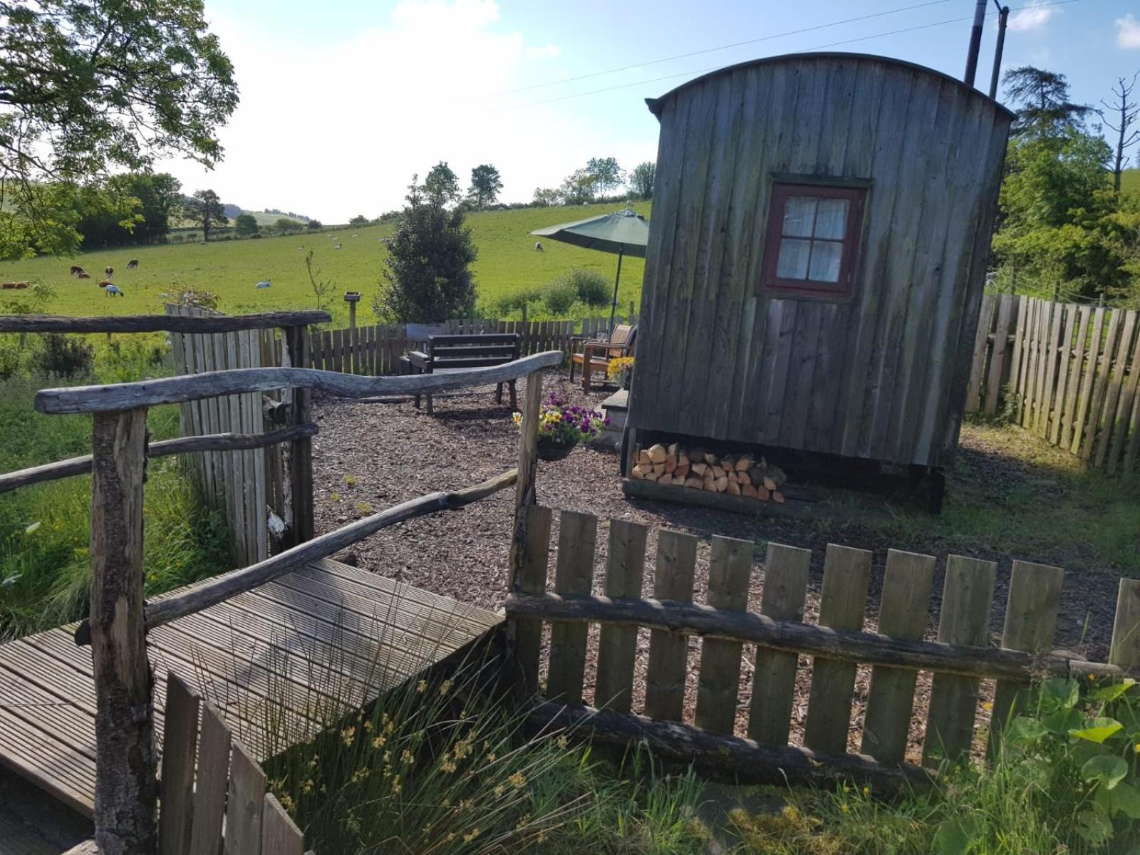 Eco Accommodation Cornflower Craven Arms Bagian luar foto