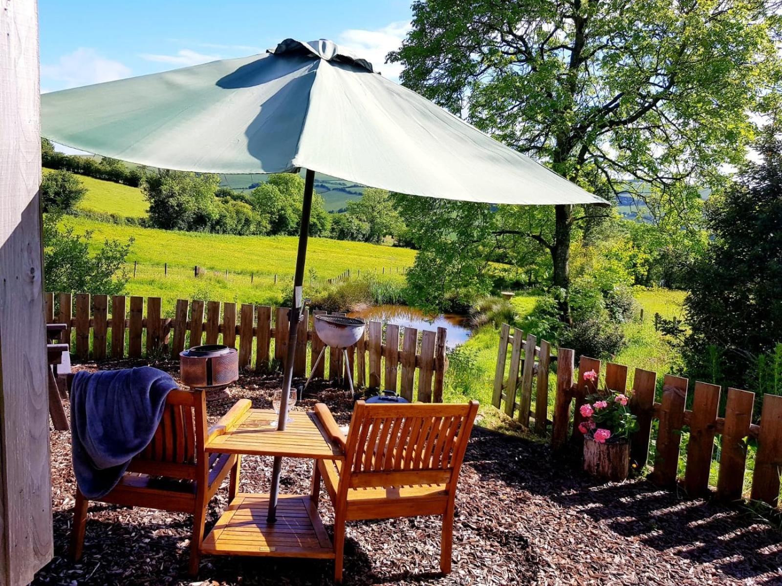 Eco Accommodation Cornflower Craven Arms Bagian luar foto