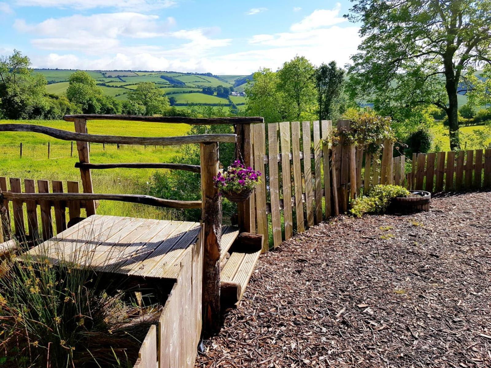 Eco Accommodation Cornflower Craven Arms Bagian luar foto