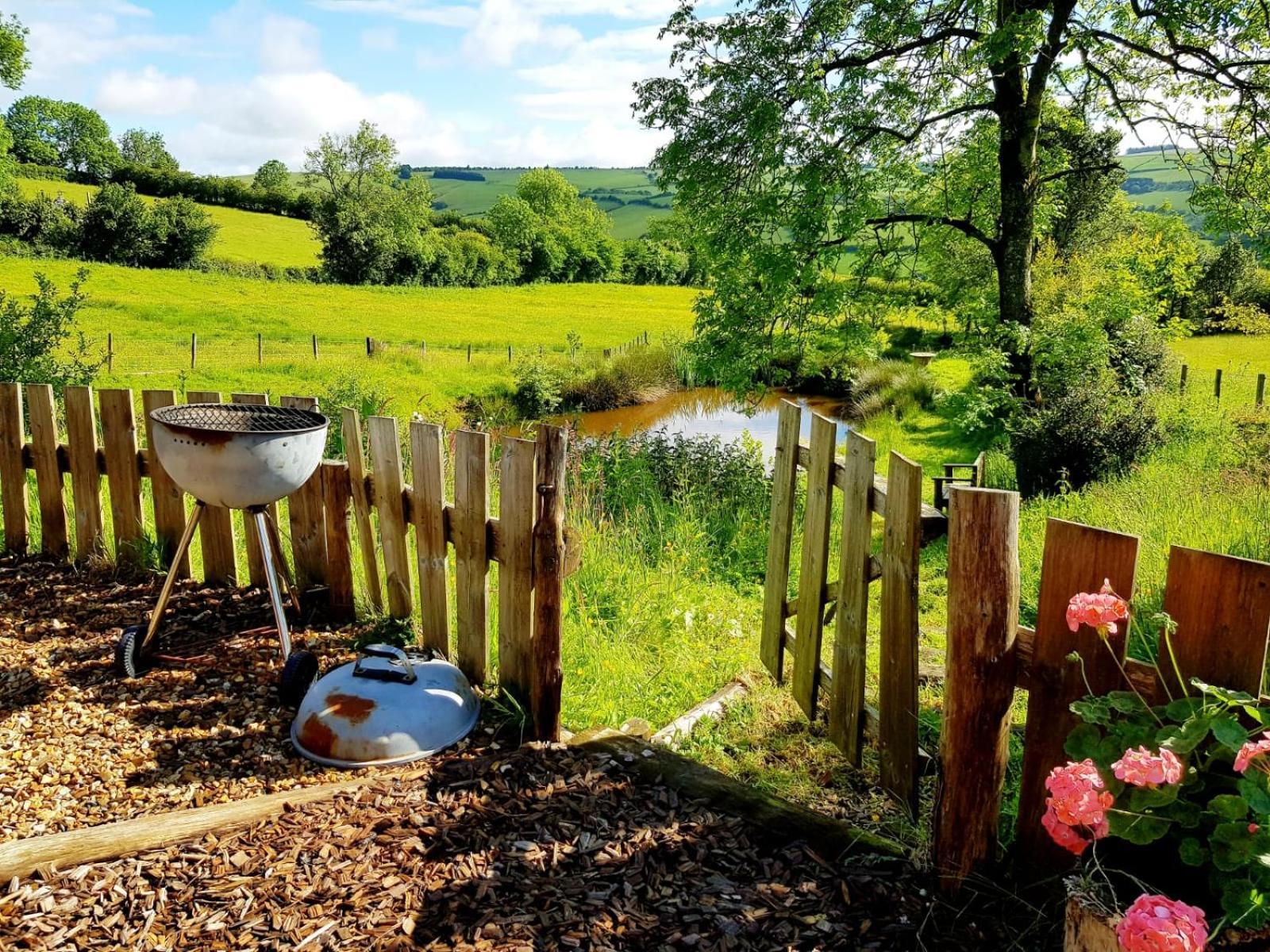 Eco Accommodation Cornflower Craven Arms Bagian luar foto